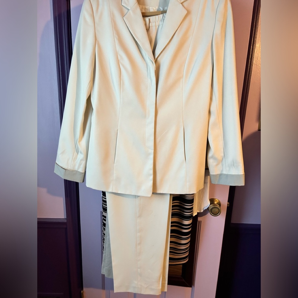 2 pc suit